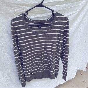Tommy Hilfiger sweater